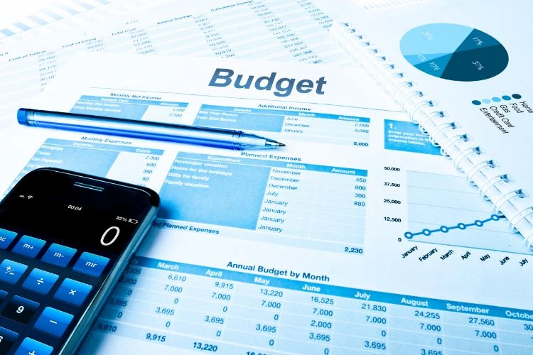 Établissement du budget d'un séminaire