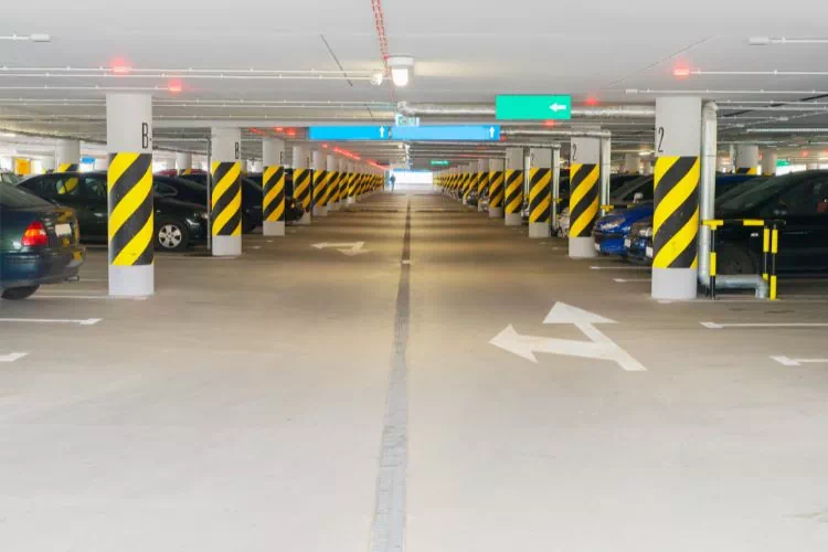 Parking souterrain d'entreprise