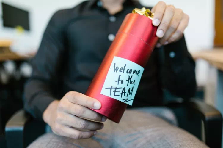 Cadeau de bienvenue d'un nouveau collaborateur