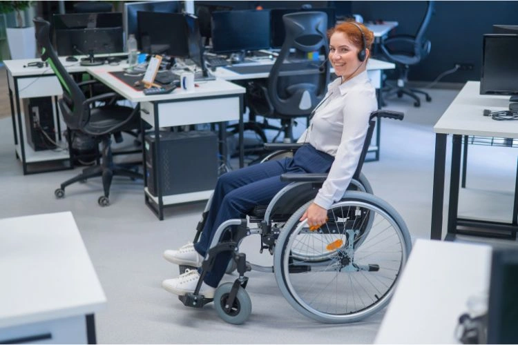 Femme handicapée au travail