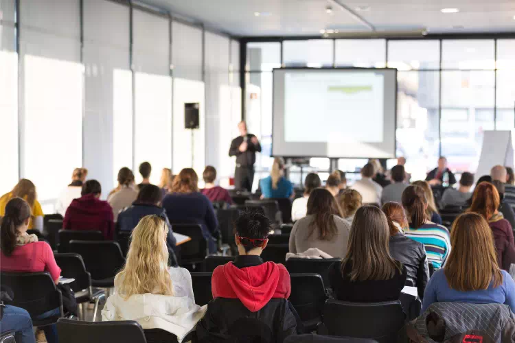 Événement d'entreprise avec un séminaire