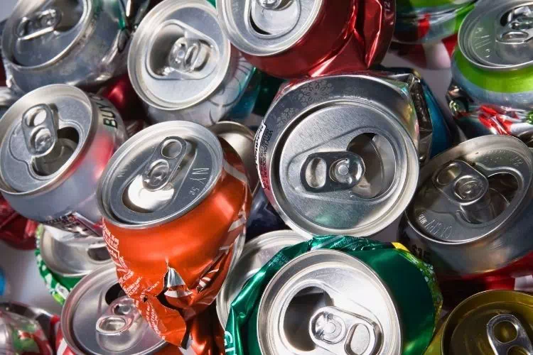 Recyclage des canettes en aluminium